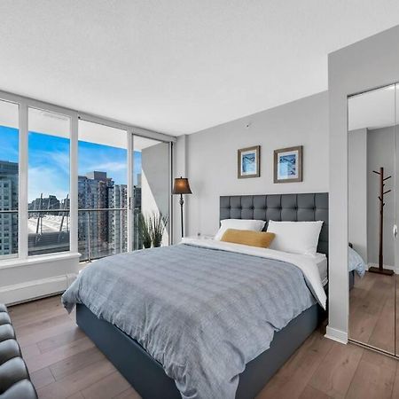 Spacious Dt 2-Bdr High-Rise With View, Pool, Gym Vancouver Exteriér fotografie